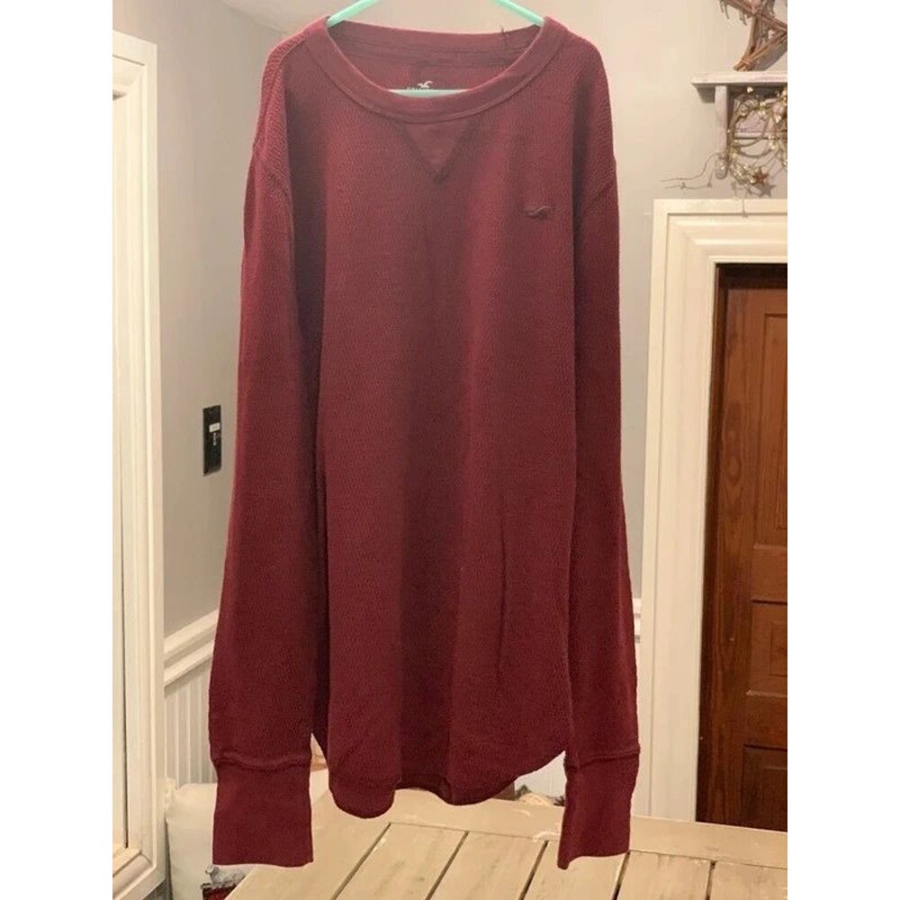 Hollister M